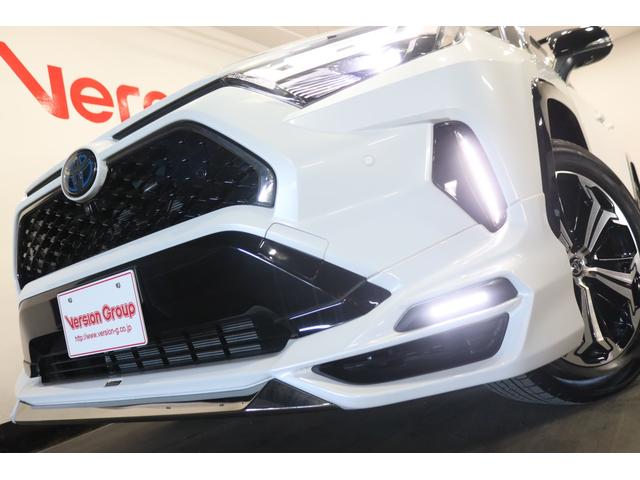 ＲＡＶ４ ＰＨＶ Ｚ　新車保証継承付　モデリスタ　デジタルインナーミラー　全周囲カメラ　置くだけ充電　ＥＴＣ　ドラレコ　レーダークルコン　クリアランスソナー　レーンアシスト　衝突被害軽減　踏み間違い防止　ＢＳＭ　１９ＡＷ（13枚目）
