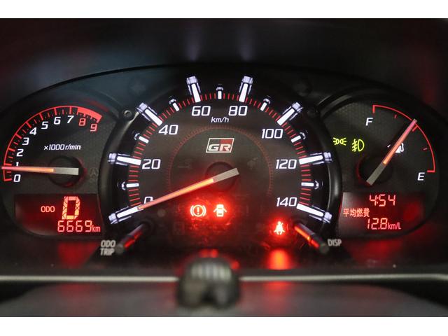 コペン ＧＲ　スポーツ　新車保証継承付　ワンオーナー　禁煙車　ターボ　ＧＲスポーツ専用レカロシート　ＢＢＳ１６ＡＷ　ＭＯＭＯステ　メモリーナビ　フルセグ　バックカメラ　パドルシフト　ＥＴＣ　シートヒーター　社外フロアマット（23枚目）
