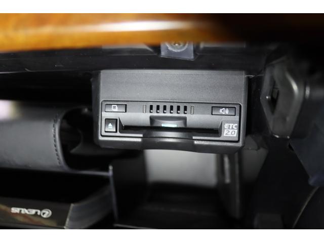 ＣＴ ＣＴ２００ｈ　バージョンＣ　全国３年保証付　ワンオーナー　禁煙車　サンルーフ　ＳＤナビ　フルセグ　バックカメラ　レーダークルコン　クリアランスソナー　レーンアシスト　衝突被害軽減　ＥＴＣ　ハーフレザー　シートヒーター　１７ＡＷ（27枚目）