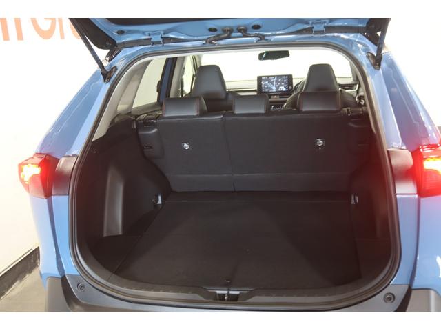 ＲＡＶ４ ハイブリッドアドベンチャー　オフロードパッケージＩＩ　新車保証継承付　ワンオーナー　４ＷＤ　全周囲カメラ　１０．５ｉｎメモリ―ナビ　フルセグ　レーダークルコン　クリアランスソナー　レーンアシスト　衝突被害軽減　ＢＳＭ　ＥＴＣ　ＬＥＤ　オートハイビーム（32枚目）
