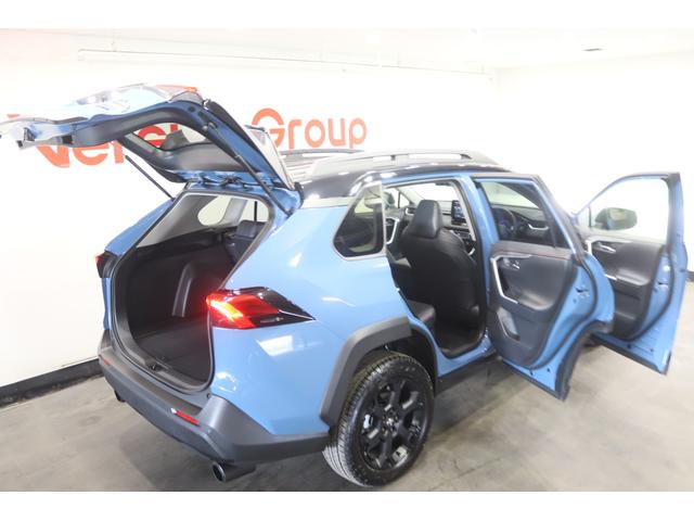 ＲＡＶ４ ハイブリッドアドベンチャー　オフロードパッケージＩＩ　新車保証継承付　ワンオーナー　４ＷＤ　全周囲カメラ　１０．５ｉｎメモリ―ナビ　フルセグ　レーダークルコン　クリアランスソナー　レーンアシスト　衝突被害軽減　ＢＳＭ　ＥＴＣ　ＬＥＤ　オートハイビーム（38枚目）