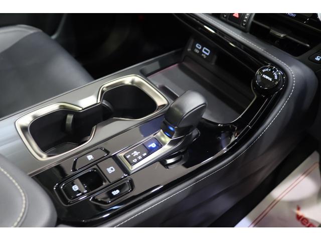 ＮＸ ＮＸ３５０ｈ　バージョンＬ　全国３年保証付　マークレビンソン　パノラマルーフ　３眼ＬＥＤ　デジタルインナーミラー　全周囲カメラ　メモリーナビ　フルセグ　クリアランスソナー　レーンアシスト　パークアシスト　衝突被害軽減　ＢＳＭ（12枚目）