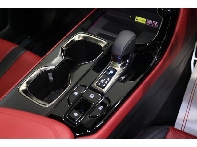 ＲＸ ＲＸ３５０　Ｆスポーツ　新車保証継承付　ワンオーナー　４ＷＤターボ　サンルーフ　デジタルインナーミラー　アドバンストパーク　メモリーナビ　フルセグ　全周囲カメラ　レクサスセーフティ　ＥＴＣ　社外ドラレコ　ハーフレザー（12枚目）
