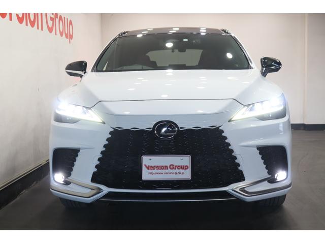 ＲＸ ＲＸ３５０　Ｆスポーツ　新車保証継承付　ワンオーナー　禁煙車　ＲＸ５００ｈ専用スポイラー　パノラマルーフ　オレンジキャリパー　デジタルインナーミラー　４ＷＤターボ　メモリーナビ　フルセグ　全周囲カメラ　ＨＵＤ　２１ＡＷ（8枚目）