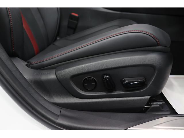 ＵＸ ＵＸ２５０ｈ　Ｆスポーツエモーショナルエクスプローラ　新車保証継承付　本革　サンルーフ　三眼ＬＥＤ　メモリーナビ　フルセグ　全周囲カメラ　ワイヤレス充電　レクサスセーフティ　ＥＴＣ　社外ドライブレコーダー　ベンチレーション　パワーバックドア　１８ＡＷ（24枚目）