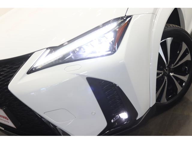 ＵＸ ＵＸ２５０ｈ　Ｆスポーツエモーショナルエクスプローラ　新車保証継承付　本革　サンルーフ　三眼ＬＥＤ　メモリーナビ　フルセグ　全周囲カメラ　ワイヤレス充電　レクサスセーフティ　ＥＴＣ　社外ドライブレコーダー　ベンチレーション　パワーバックドア　１８ＡＷ（43枚目）