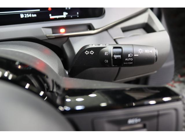オーラ ニスモ　チューンドｅ－パワー４ＷＤ　新車保証継承付　ワンオーナー　禁煙車　ＢＯＳＥ　インテリジェントルームミラー　メモリ―ナビ　フルセグ　全周囲カメラ　プロパイロット　ステアリングヒーター　ＥＴＣ　ＬＥＤライト　１７ＡＷ（30枚目）