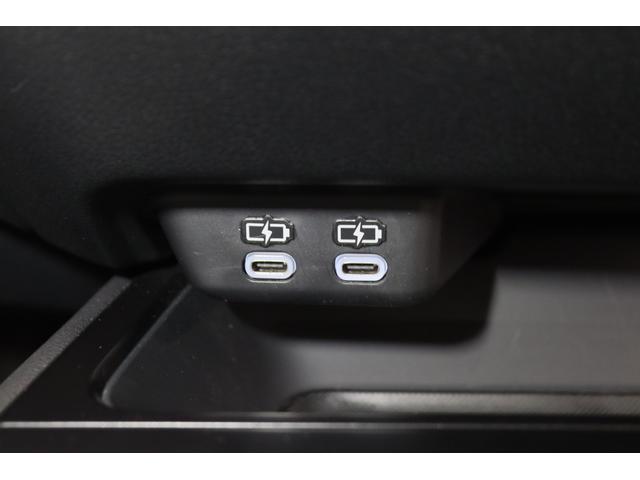 ＵＸ ＵＸ２５０ｈ　Ｆスポーツエモーショナルエクスプローラ　新車保証継承付　サンルーフ　三眼ＬＥＤ　オレンジキャリパー　メモリーナビ　フルセグ　全周囲Ｃ　レクサスセーフティ　ＥＴＣ　社外ドライブレコーダー　ベンチレーション　パワーバックドア　１８ＡＷ（31枚目）