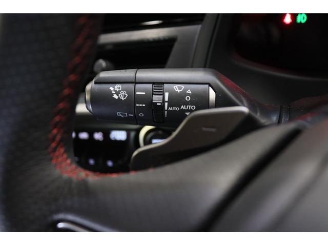 ＵＸ ＵＸ２５０ｈ　Ｆスポーツエモーショナルエクスプローラ　新車保証継承付　サンルーフ　三眼ＬＥＤ　オレンジキャリパー　メモリーナビ　フルセグ　全周囲Ｃ　レクサスセーフティ　ＥＴＣ　社外ドライブレコーダー　ベンチレーション　パワーバックドア　１８ＡＷ（34枚目）