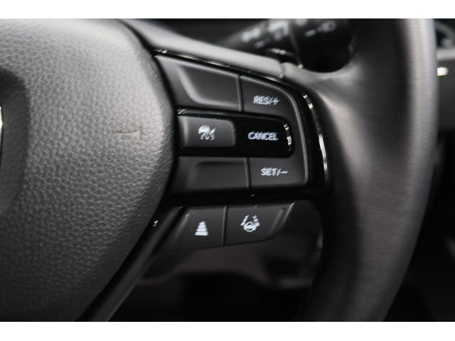 オデッセイハイブリッド ｅ：ＨＥＶアブソルート・ＥＸブラックエディション　新車保証継承付　ホンダコネクト１１．４ｉｎナビ　１５．６ｉｎ後席モニター　デジタルルームミラー　本革　フルセグ　全周囲カメラ　　両側電動スライドドア　サイドステップガーニッシュ　前後ドラレコ（22枚目）