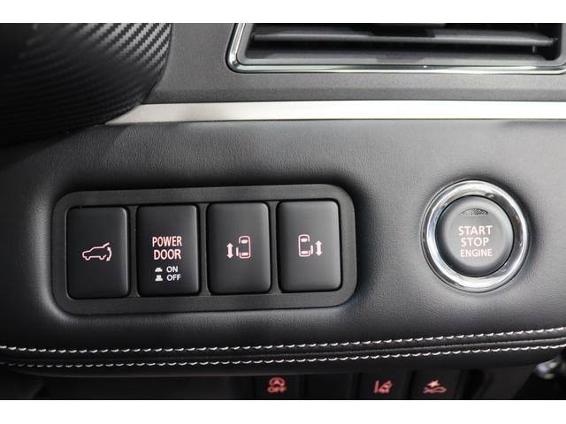 デリカＤ：５ シャモニー　新車保証継承付　ディーゼルターボ　社外アルパインＢｉｇＸ型ナビ　フルセグ　全周囲カメラ　レーダークルコン　レーンアシスト　衝突被害軽減　ＢＳＭ　ＬＥＤ　オートハイビーム　両側電動スライドドア　１８ＡＷ（17枚目）