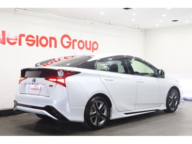 TOYOTA PRIUS A TOURING SELECTION