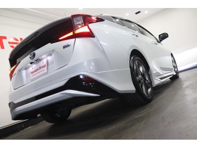 TOYOTA PRIUS A TOURING SELECTION