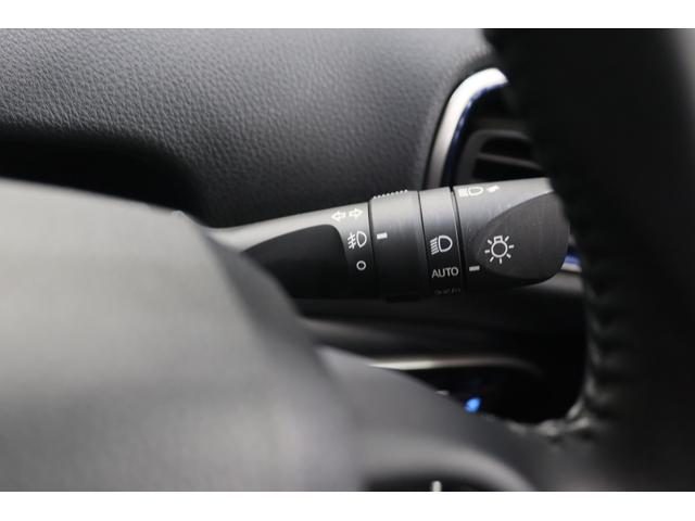TOYOTA PRIUS A TOURING SELECTION
