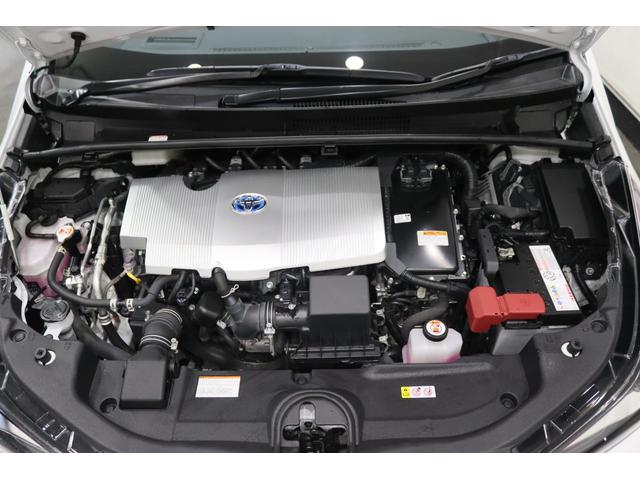 TOYOTA PRIUS A TOURING SELECTION