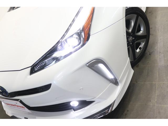 TOYOTA PRIUS A TOURING SELECTION