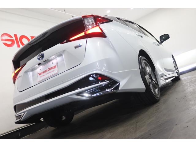 TOYOTA PRIUS S TOURING SELECTION