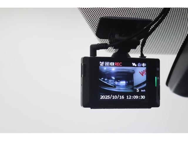 TOYOTA PRIUS S TOURING SELECTION