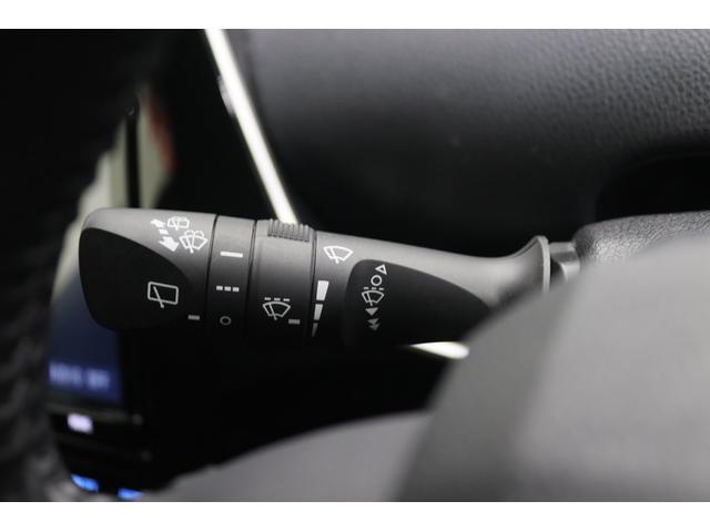 TOYOTA PRIUS S TOURING SELECTION