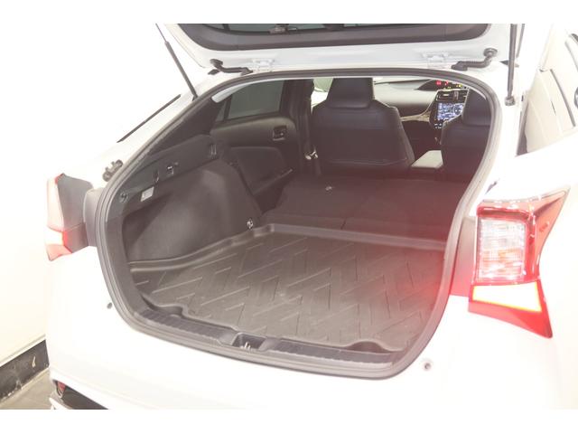 TOYOTA PRIUS S TOURING SELECTION