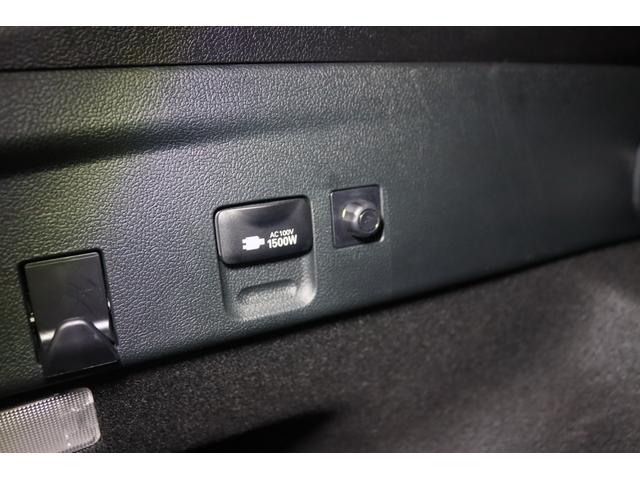 TOYOTA PRIUS S TOURING SELECTION