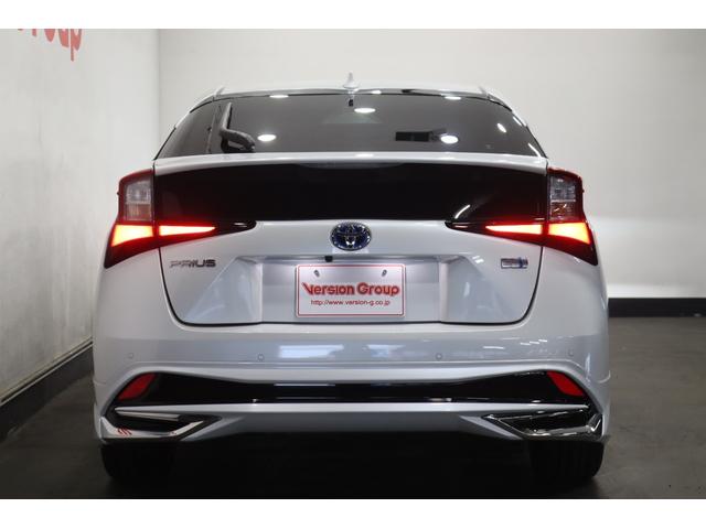 TOYOTA PRIUS S TOURING SELECTION