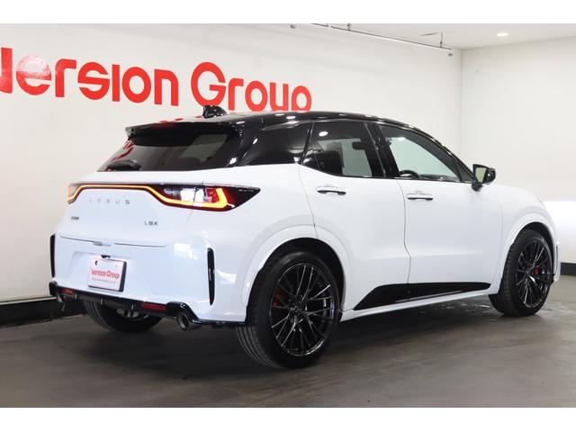 LBX モリゾウ RR 新車保証継承付 ワンオーナー 禁煙車 本革 4WD 全周囲カメラ HUD ディスプレイオーディオ フルセグ レーダークルコン クリアランスソナー レーンアシスト 衝突被害軽減 BSM PKSB ETC(4枚目)