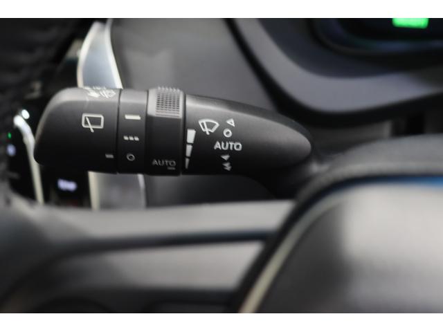 ハリアーハイブリッド Ｚ　レザーパッケージ　新車保証継承付　モデリスタ　調光パノラマルーフ　本革　デジタルインナーミラー　ＪＢＬ　全周囲カメラ　メモリーナビ　フルセグ　セーフティセンス　ＢＳＭ　パワーバックドア　ドラレコ　１９ＡＷ（34枚目）