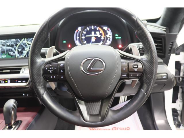 ＬＣ ＬＣ５００　Ｓパッケージ　全国３年保証付　Ｖ型８気筒　カーボンルーフ　メモリーナビ　フルセグ　バックカメラ　ＨＵＤ　レーダークルコン　クリアランスソナー　衝突被害軽減　ＢＳＭ　ハーフレザー　パワーシート　ＥＴＣ　２１ＡＷ（30枚目）