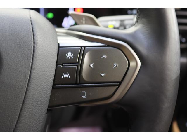 ＮＸ ＮＸ３５０ｈ　Ｆスポーツ　新車保証継承付　ワンオーナー　本革シート　パノラマルーフ　デジタルインナーミラー　アドバンストパーク　１４ｉｎディスプレイオーディオプラス　全周囲カメラ　ＨＵＤ　ＤＶＤ　２０ＡＷ（20枚目）