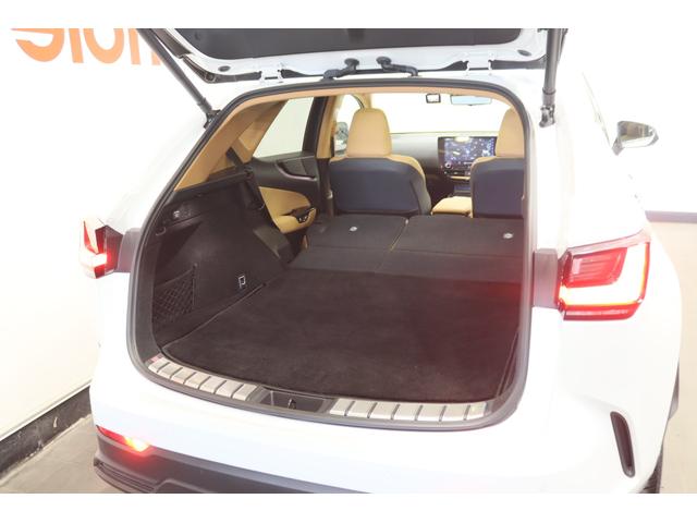 ＮＸ ＮＸ３５０ｈ　Ｆスポーツ　新車保証継承付　ワンオーナー　本革シート　パノラマルーフ　デジタルインナーミラー　アドバンストパーク　１４ｉｎディスプレイオーディオプラス　全周囲カメラ　ＨＵＤ　ＤＶＤ　２０ＡＷ（41枚目）