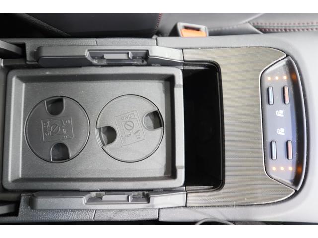 ハリアーPHEV Z 新車保証継承付 PHEV専用ピアノブラックグリル・サイド・リアバンパーロア モデリスタエアロ 調光パノラマルーフ デジタルインナーミラー 全周囲カメラ 全席シートヒーター 前席ベンチレーション JBL(31枚目)