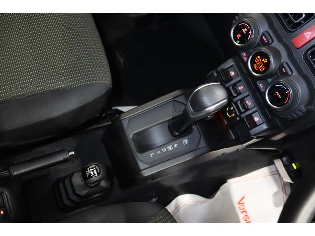 ジムニーシエラ ＪＣ　新車保証継承付　メモリーナビ　フルセグ　社外バグガード　マッドフラップ　クルーズコントロール　ダウンヒル　レーンアシスト　衝突被害軽減　ＥＴＣ　ドラレコ　シートヒーター　１５ＡＷ（12枚目）