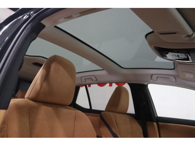 ＲＺ ＲＺ４５０ｅ　バージョンＬ　新車保証継承付　ワンオーナー　禁煙車　調光ガラスルーフ　メモリーナビ　フルセグ　全周囲カメラ　ＨＵＤ　レクサスセーフティ　パワーシート　ベンチレーション　パワーバックドア　２０ＡＷ（13枚目）