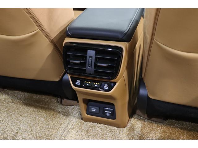 ＲＺ ＲＺ４５０ｅ　バージョンＬ　新車保証継承付　ワンオーナー　禁煙車　調光ガラスルーフ　メモリーナビ　フルセグ　全周囲カメラ　ＨＵＤ　レクサスセーフティ　パワーシート　ベンチレーション　パワーバックドア　２０ＡＷ（24枚目）