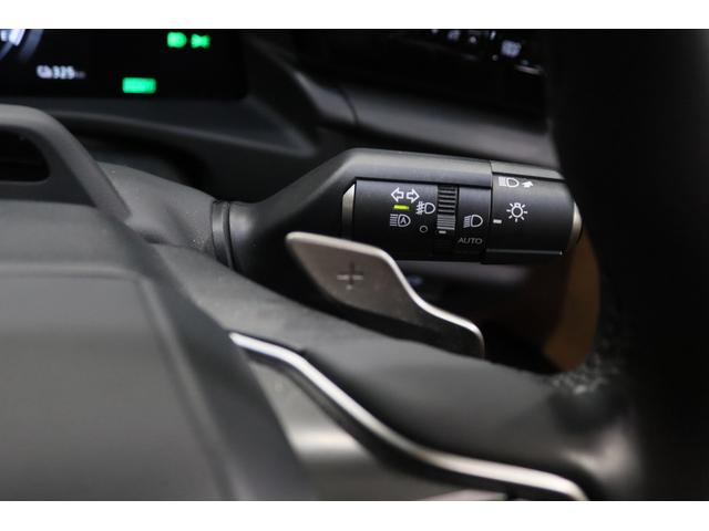 ＲＺ ＲＺ４５０ｅ　バージョンＬ　新車保証継承付　ワンオーナー　禁煙車　調光ガラスルーフ　メモリーナビ　フルセグ　全周囲カメラ　ＨＵＤ　レクサスセーフティ　パワーシート　ベンチレーション　パワーバックドア　２０ＡＷ（32枚目）