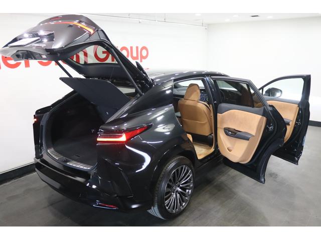 ＲＺ ＲＺ４５０ｅ　バージョンＬ　新車保証継承付　ワンオーナー　禁煙車　調光ガラスルーフ　メモリーナビ　フルセグ　全周囲カメラ　ＨＵＤ　レクサスセーフティ　パワーシート　ベンチレーション　パワーバックドア　２０ＡＷ（39枚目）