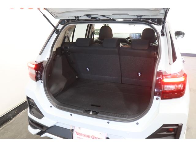 ライズ Ｚ　新車保証継承付　モデリスタエアロ　ディスプレイオーディオ　フルセグ　全周囲カメラ　ＢＳＭ　レーダークルコン　クリアランスソナー　レーンアシスト　衝突被害軽減　シートヒーター　ＬＥＤライト　１７ＡＷ（29枚目）