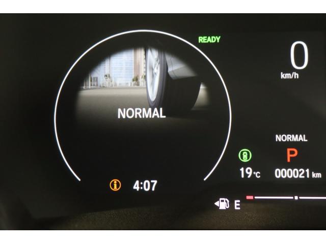 ヴェゼル ｅ：ＨＥＶ　Ｚ　新車保証継承付　ワンオーナー　禁煙車　メモリーナビ　フルセグ　バックカメラ　レーダークルコン　クリアランスソナー　レーンアシスト　衝突被害軽減　踏み間違い防止　ＢＳＭ　ＥＴＣ　シートヒーター（22枚目）