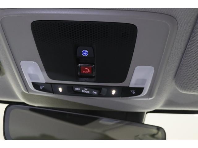 ヴェゼル ｅ：ＨＥＶ　Ｚ　新車保証継承付　ワンオーナー　禁煙車　メモリーナビ　フルセグ　バックカメラ　レーダークルコン　クリアランスソナー　レーンアシスト　衝突被害軽減　踏み間違い防止　ＢＳＭ　ＥＴＣ　シートヒーター（24枚目）