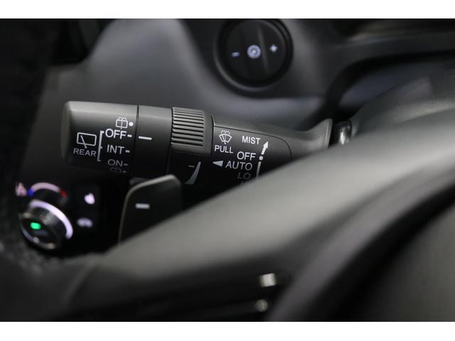 ヴェゼル ｅ：ＨＥＶ　Ｚ　新車保証継承付　ワンオーナー　禁煙車　メモリーナビ　フルセグ　バックカメラ　レーダークルコン　クリアランスソナー　レーンアシスト　衝突被害軽減　踏み間違い防止　ＢＳＭ　ＥＴＣ　シートヒーター（29枚目）