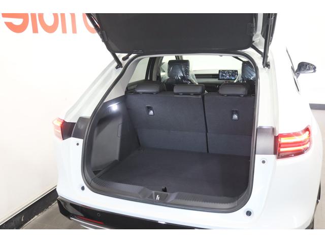 ヴェゼル ｅ：ＨＥＶ　Ｚ　新車保証継承付　ワンオーナー　禁煙車　メモリーナビ　フルセグ　バックカメラ　レーダークルコン　クリアランスソナー　レーンアシスト　衝突被害軽減　踏み間違い防止　ＢＳＭ　ＥＴＣ　シートヒーター（34枚目）