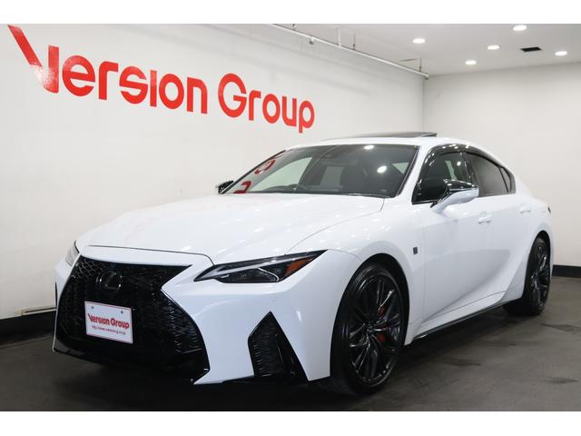 ＩＳ ＩＳ５００　Ｆスポーツパフォーマンス　新車保証継承付　サンルーフ　オレンジキャリパー　全周囲カメラ　メモリーナビ　フルセグ　レクサスセーフティ　ベンチレーション　シートヒーター　ＬＥＤヘッドライト　パワーバックドア　１９ＡＷ（6枚目）