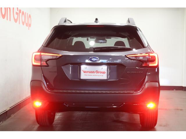 レガシィアウトバック アクティブ×ブラックＥＸ　新車保証継承付　ワンオーナー　禁煙車　４ＷＤターボ　サンルーフ　本革　スマートリアビューミラー　メモリーナビ　フルセグ　左サイド・バックカメラ　ＥＴＣ　ドラレコ　アイサイト　ＬＥＤライト　１８ＡＷ（45枚目）