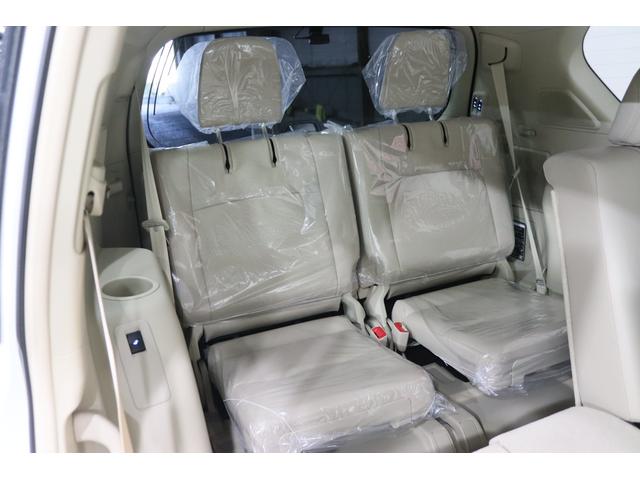 ランドクルーザープラド TX Lパッケージ マットブラックエディション 新車保証継承付 プレミアムサウンド サンルーフ 本革シート 全周囲カメラ メモリーナビ レーダークルコン クリアランスソナー レーンアシスト 衝突被害軽減 踏み間違い防止 BSM ETC 社外ドラレコ(12枚目)