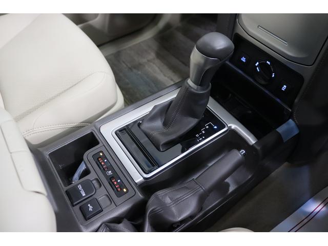 ランドクルーザープラド TX Lパッケージ マットブラックエディション 新車保証継承付 プレミアムサウンド サンルーフ 本革シート 全周囲カメラ メモリーナビ レーダークルコン クリアランスソナー レーンアシスト 衝突被害軽減 踏み間違い防止 BSM ETC 社外ドラレコ(13枚目)