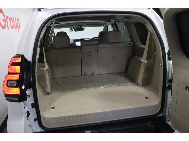 ランドクルーザープラド TX Lパッケージ マットブラックエディション 新車保証継承付 プレミアムサウンド サンルーフ 本革シート 全周囲カメラ メモリーナビ レーダークルコン クリアランスソナー レーンアシスト 衝突被害軽減 踏み間違い防止 BSM ETC 社外ドラレコ(35枚目)