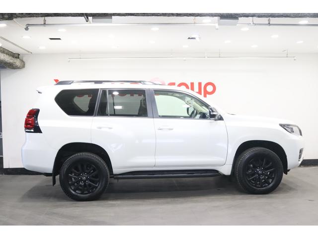 ランドクルーザープラド TX Lパッケージ マットブラックエディション 新車保証継承付 プレミアムサウンド サンルーフ 本革シート 全周囲カメラ メモリーナビ レーダークルコン クリアランスソナー レーンアシスト 衝突被害軽減 踏み間違い防止 BSM ETC 社外ドラレコ(43枚目)