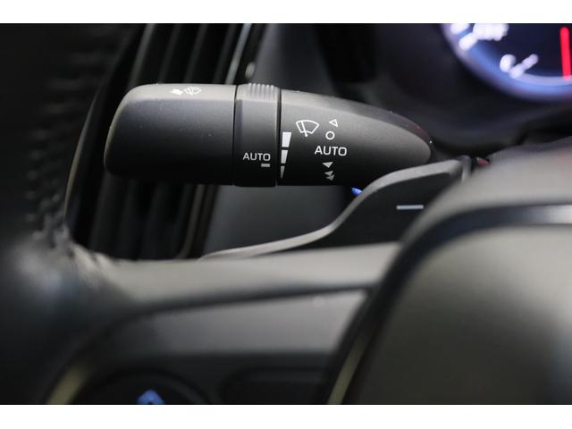 クラウンハイブリッド S エレガンススタイル 全国3年保証付 サンルーフ エンジンスターター 全周囲カメラ メモリーナビ フルセグ レーダークルコン クリアランスソナー レーンアシスト パークアシスト 踏み間違い防止 衝突被害軽減 BSM ETC(35枚目)