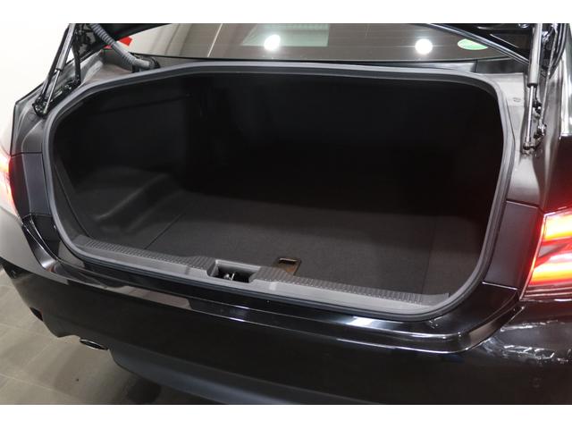 クラウンハイブリッド S エレガンススタイル 全国3年保証付 サンルーフ エンジンスターター 全周囲カメラ メモリーナビ フルセグ レーダークルコン クリアランスソナー レーンアシスト パークアシスト 踏み間違い防止 衝突被害軽減 BSM ETC(40枚目)